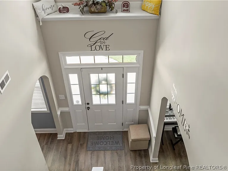 221 Fountain Grove Dr — Photo 24