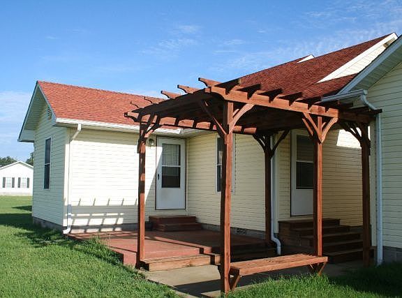3rd image of 95 Luke Morgan Ln