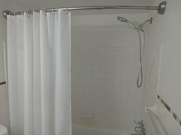 4th image of 2331 Finlandia Ln APT 53