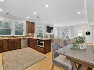 433 E 3rd St #2, South Boston, MA 02127