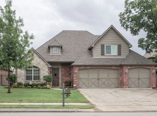 11007 S Sycamore St, Jenks, OK 74037