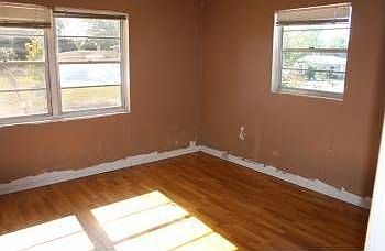 4th image of 6025 Bolling Dr