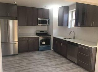 2020 Yates Ave, Bronx, NY 10461