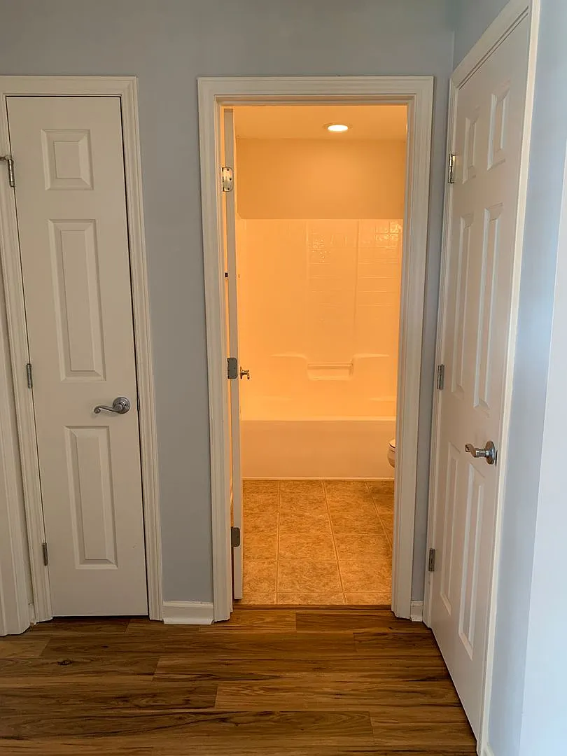 Rent Special - 2 Bedroom 2 Bath Townhouse Available In Windsor Park - Leland — Photo 3