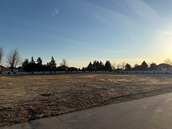 2nd image of LOT 2 W Laraway Rd