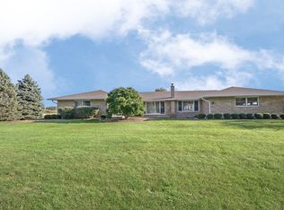 13801 Pleasant Valley Rd, Woodstock, IL 60098