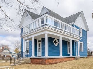 300 E North Main St, Summittville, IN 46070