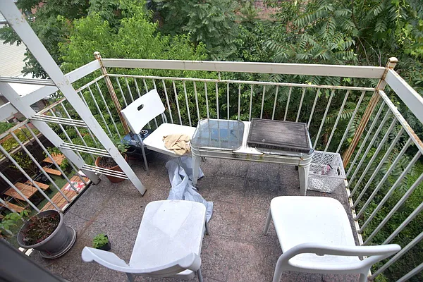 Rented by Triplemint | media 24