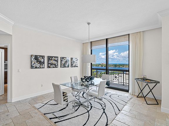 4th image of 701 S Olive Ave APT 816