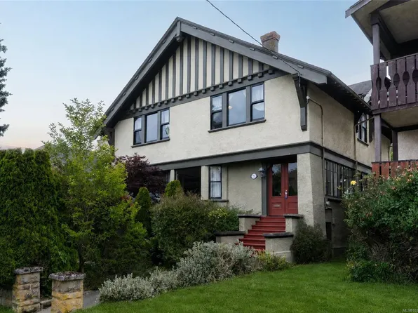 71 Linden Ave, Victoria, BC V8V 4C9