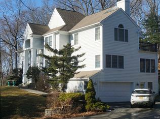 1 Indian Wells Rd, Brewster, NY 10509