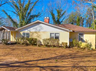 131 B D Johnston Rd, Central, SC 29630