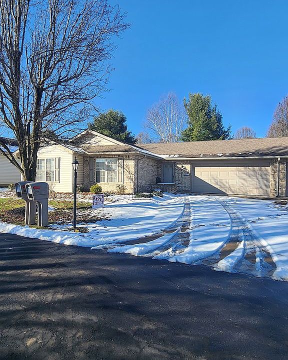 1st image of 15378 Sprucevale Rd #A
