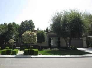 50 W Wyndover Ave, Clovis, CA 93611