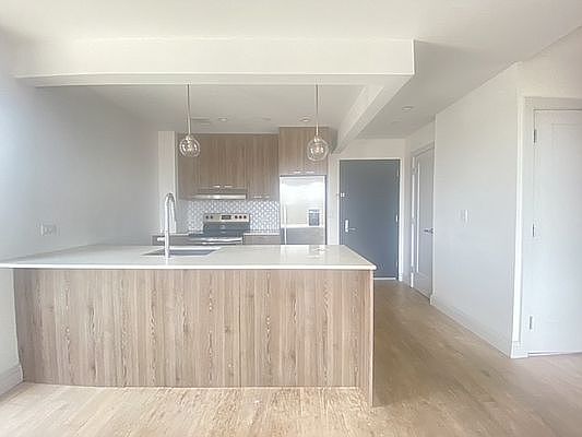 4th image of 691 Marcy Ave #6B