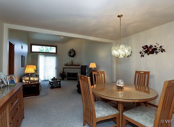 5th image of 16539 Fairfax Ct
