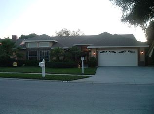 2842 Windridge Oaks Dr, Palm Harbor, FL 34684