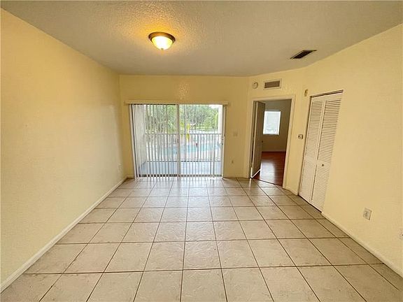 3rd image of 1103 Golden Lakes Blvd APT 1023