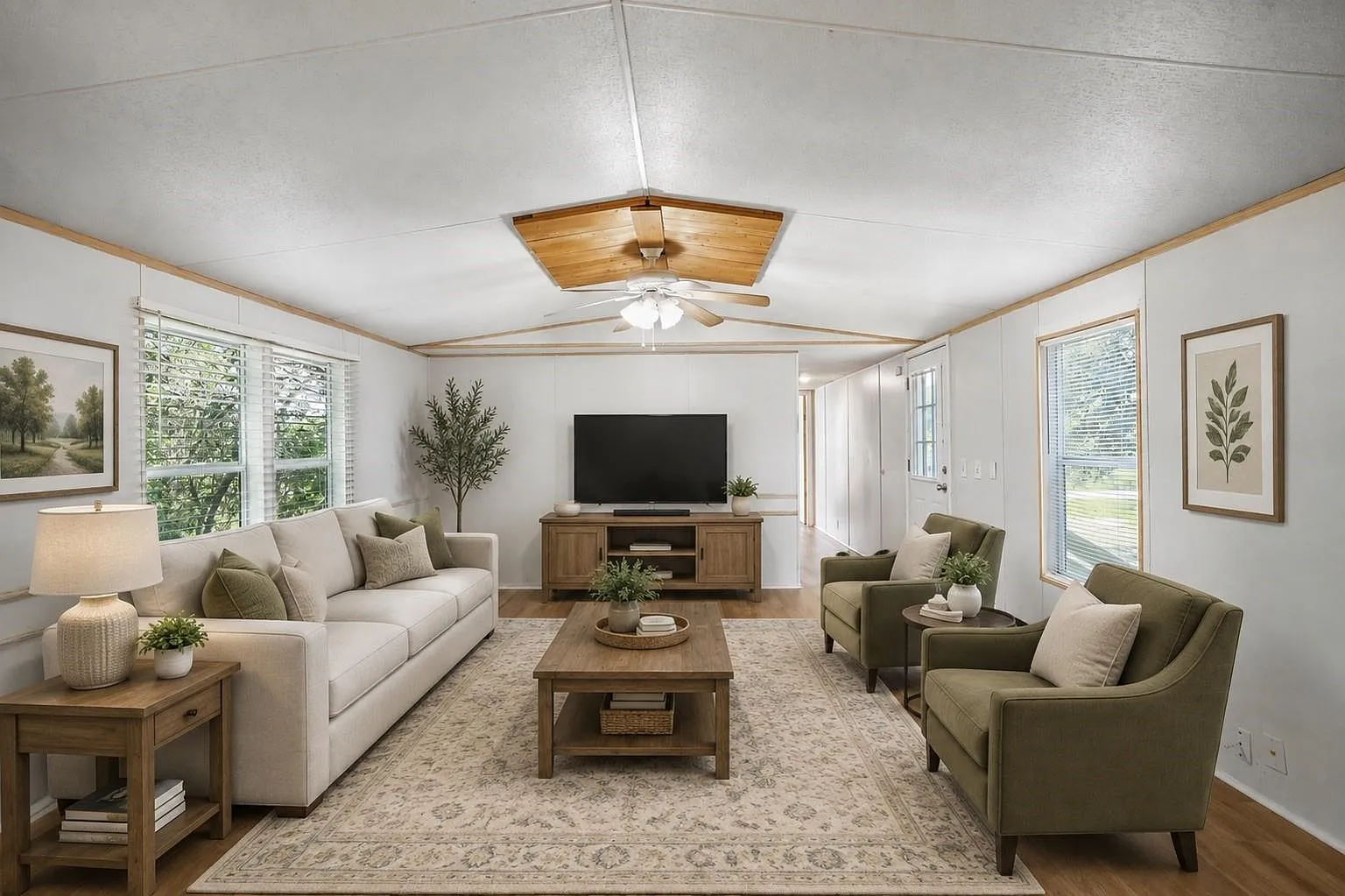 3 bed, 2.0 bath, 1200 sqft, $1,500 — Photo 1