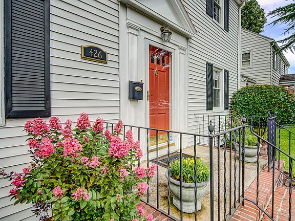 5th image of 426 Russell St