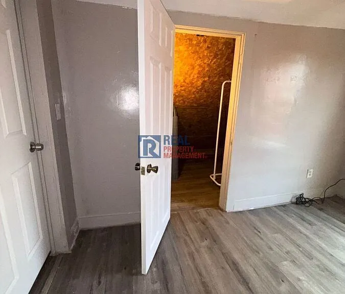 4396 Springfield St — Photo 29