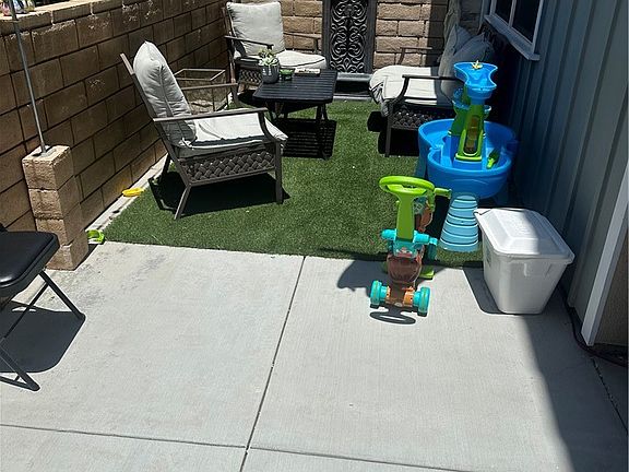 4th image of 22719 Harmony Dr
