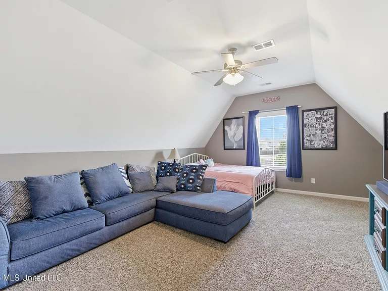 5353 Keating Dr — Photo 28