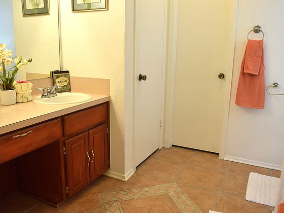 3rd image of 2508 Traverse Dr