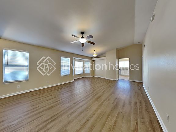3rd image of 3053 W Salter Dr