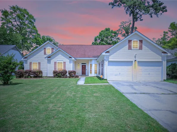 217 Smithfield Ave, Summerville, SC 29485