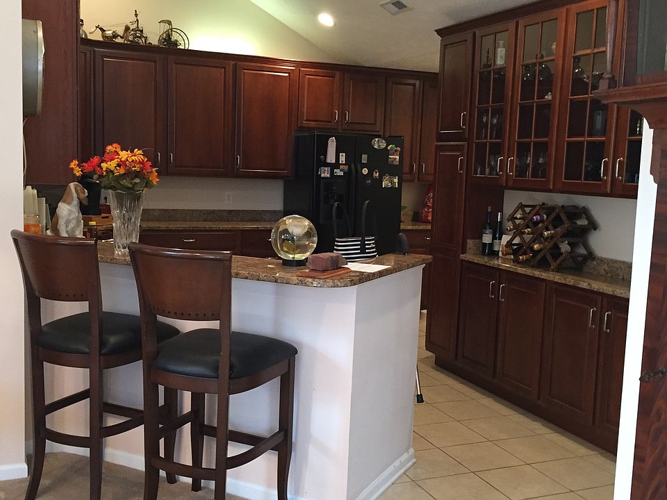 2nd image of 9209 Elizabeth Ln