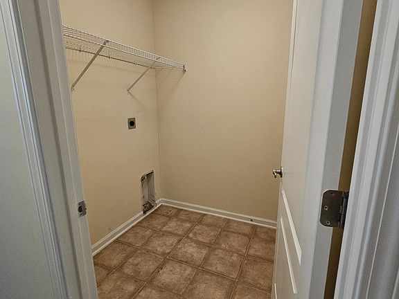 5th image of 116 Reese Way