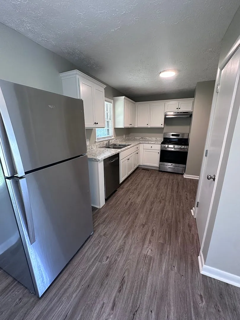 7043 Forest Park Blvd. — Photo 3