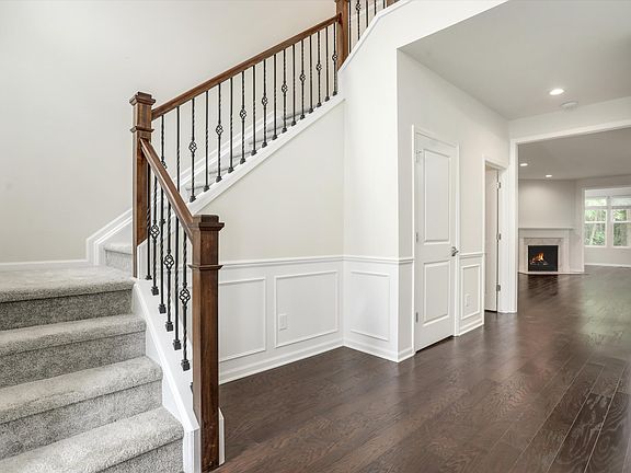 4th image of 2855 Dillon Dr
