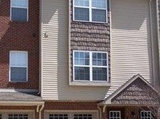 2162 Knotty Pine Trl, Howell, MI