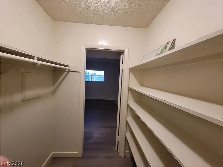 615 S Royal Crest Cir #10 — Photo 19