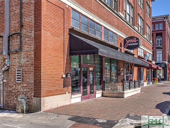 3rd image of 122 W Broughton Street #202