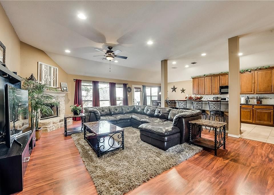 1st image of 9205 Wild River Dr