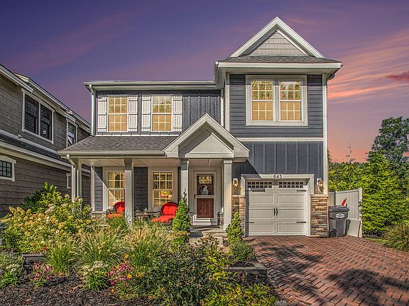 2nd image of 645 Meadow Dr #135