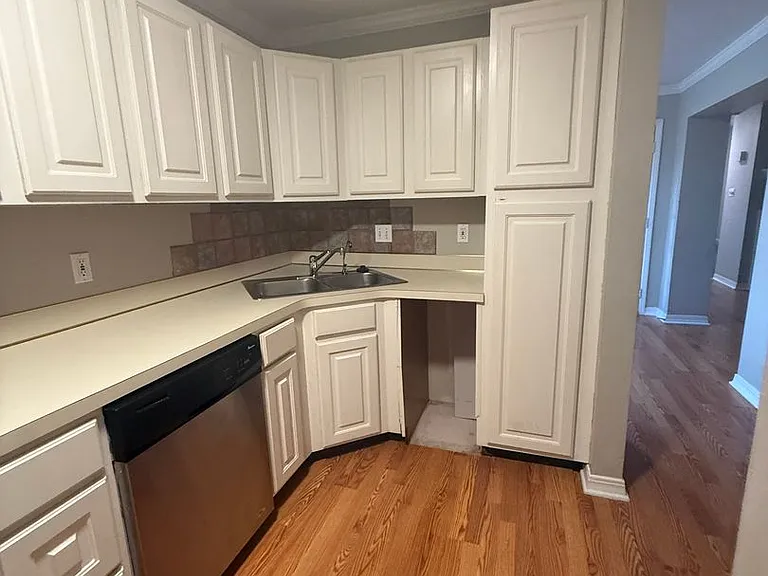3 Meadow Creek Dr — Photo 15