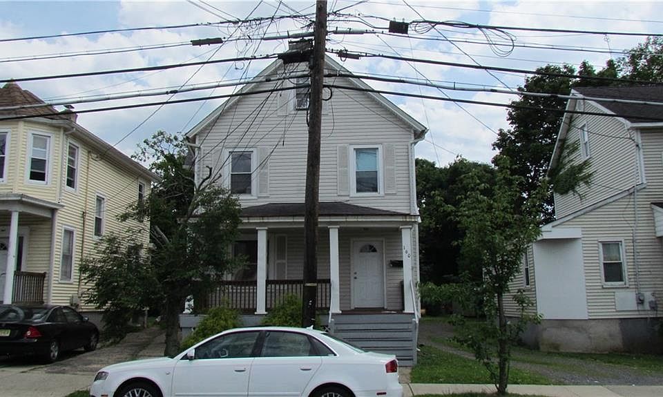 2nd image of 160 Hamilton St