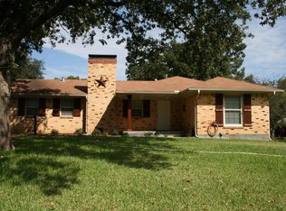 1601 W 7th St, Irving, TX 75060