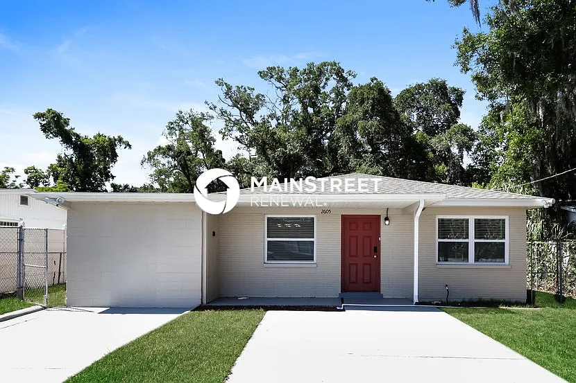 2605 E Ida Street — Photo 1