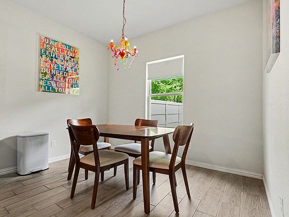 5th image of 8903 Eden Valley Ln