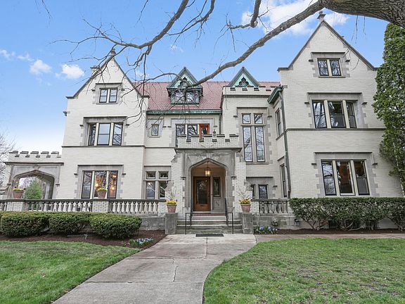 3rd image of 509 N Oak Park Ave