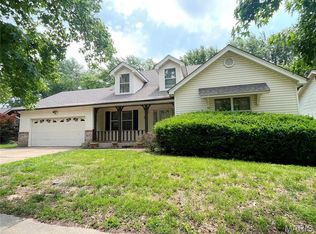 2914 Wood Poppy Dr, Florissant, MO