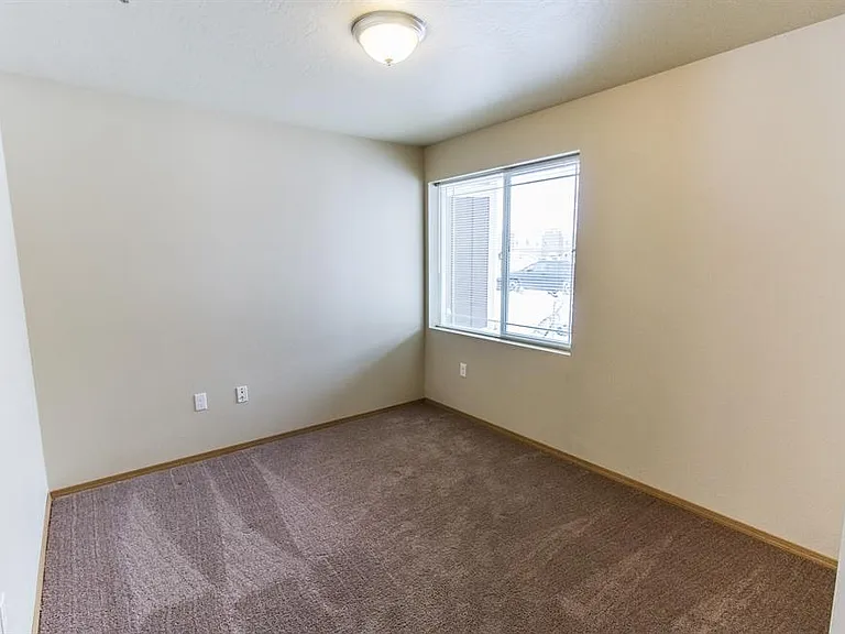 Tyson Vance Apartments — Photo 11