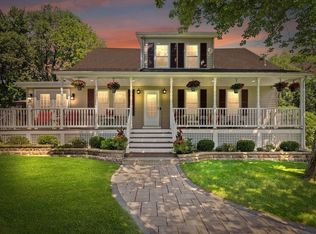 27 Randolph Rd, Wilmington, MA 01887