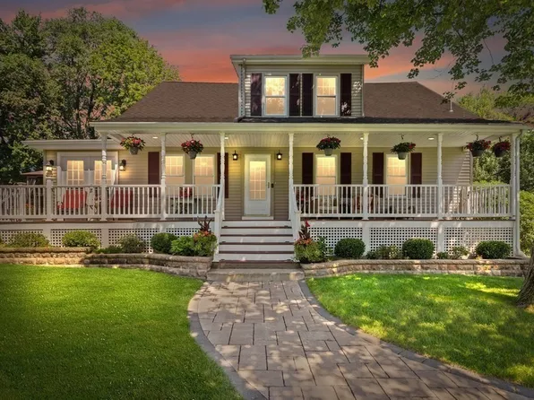 27 Randolph Rd, Wilmington, MA 01887