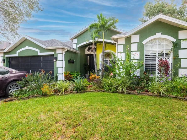 8503 Gold Finch Ct, Tampa, FL 33647